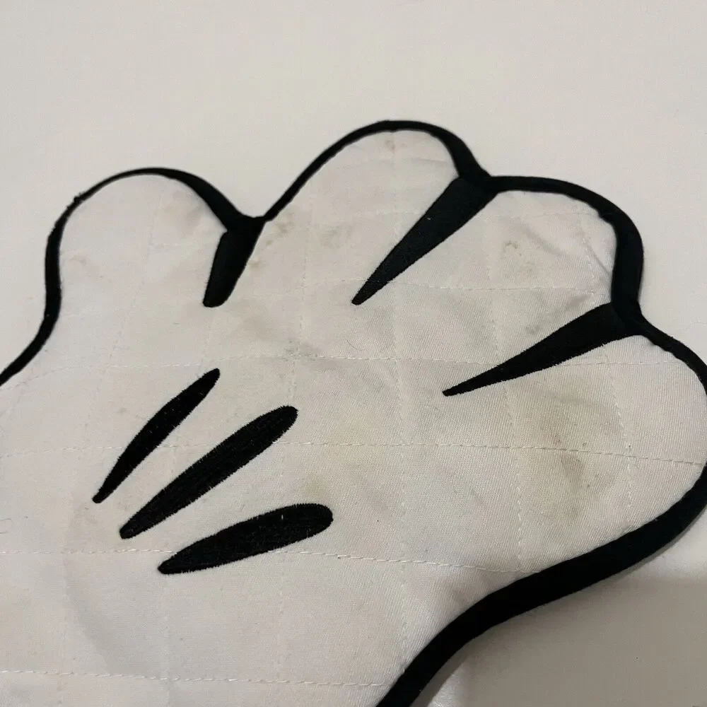 Disney Parks Mickey Mouse Hand Oven Mitt Right Kitchen Pot Holder